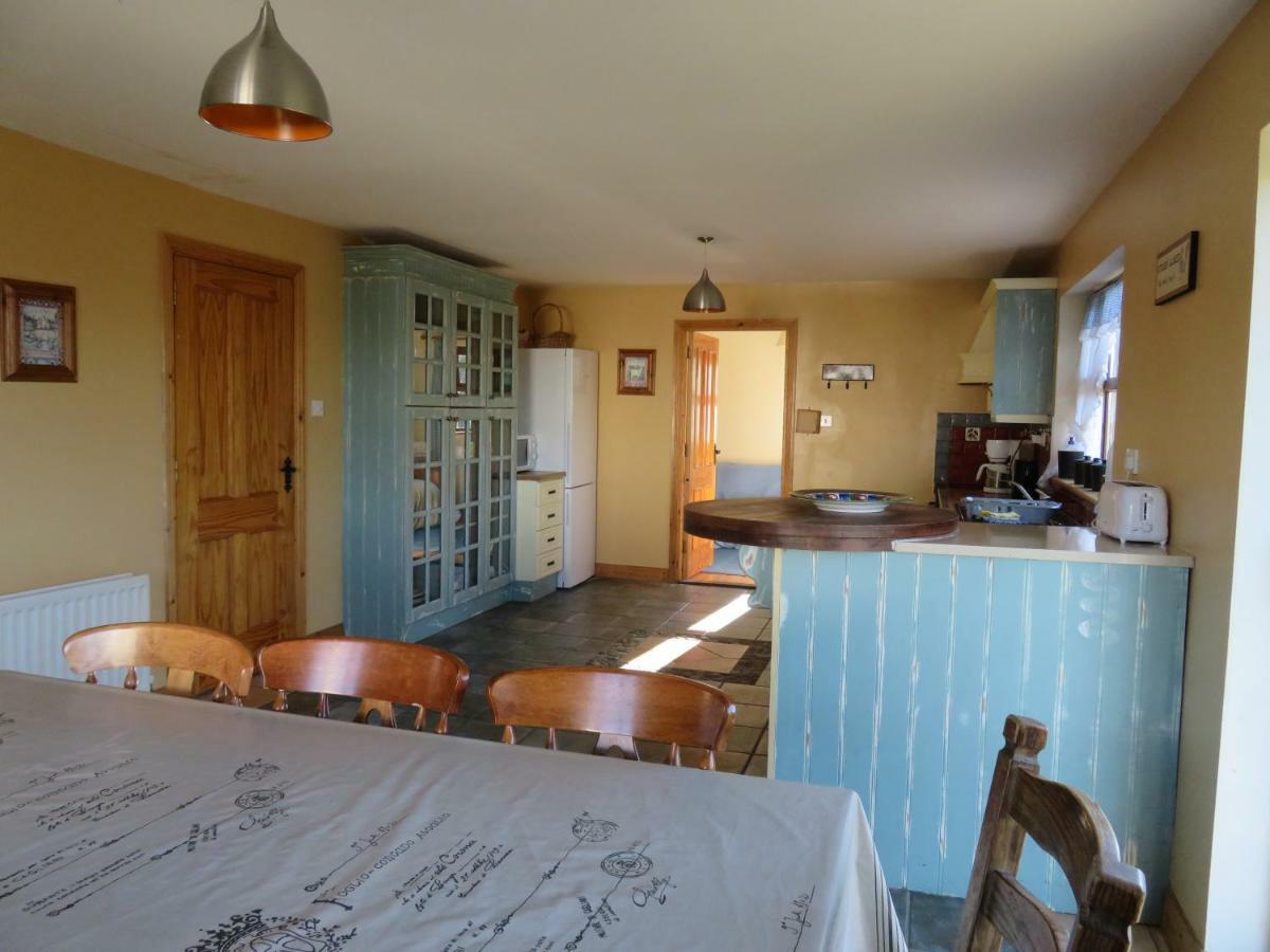 Letterfrack Mountain Farm Cottage On Farm In Village Centre Exteriér fotografie