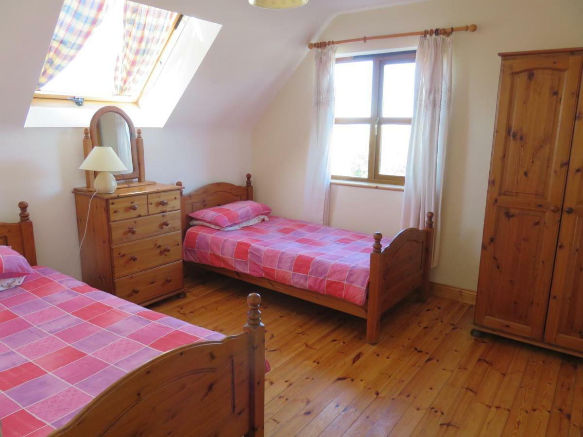 Letterfrack Mountain Farm Cottage On Farm In Village Centre Exteriér fotografie